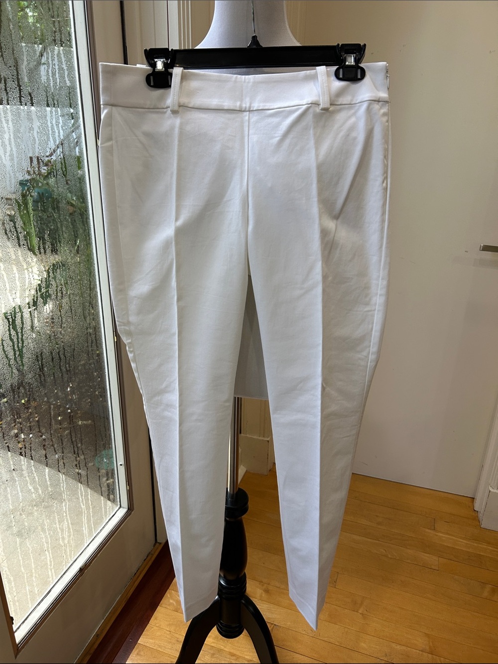 Ann Taylor White Skinny Tailored Pants